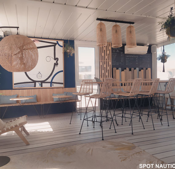 YACHT CLUB DE PORT CAMARGUE - CENTRE DE CONGRES ET SEMINAIRES LE GRAU-DU-ROI, Gard